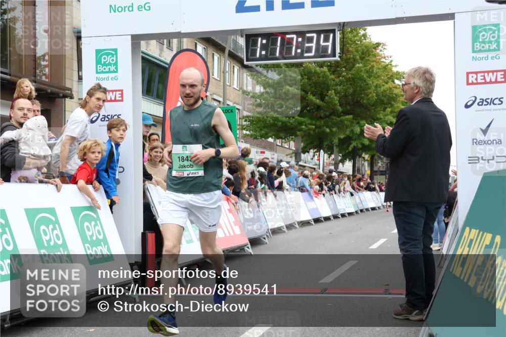21.09.2025 - PSD Bank Halbmarathon Strokosch-Dieckow http://msf.ph/oto/8939541 21.09.2025 11:16:58 Ziel 1306, 1843 meine-sportfotos.de
