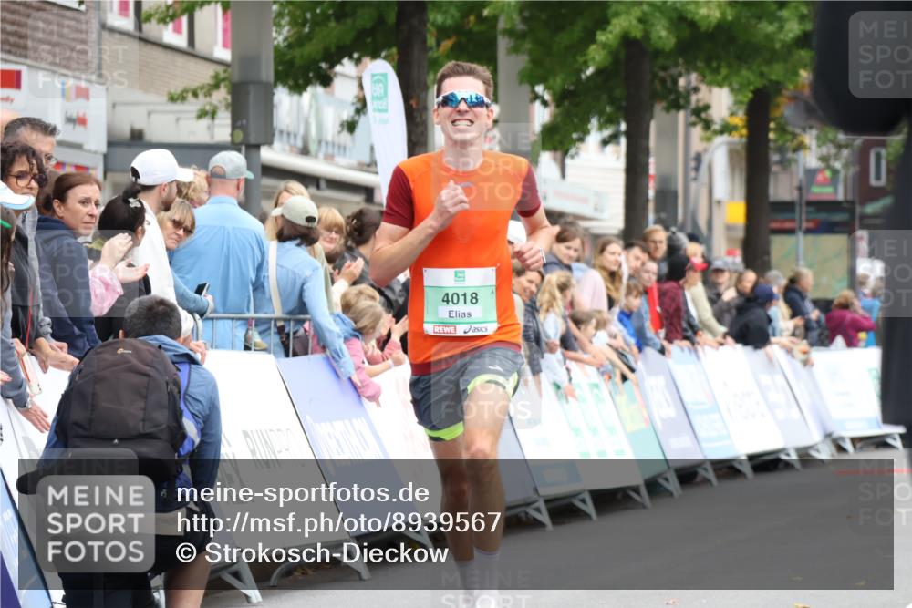 21.09.2025 - PSD Bank Halbmarathon Strokosch-Dieckow http://msf.ph/oto/8939567 21.09.2025 11:18:04 Ziel 1803, 4018 meine-sportfotos.de