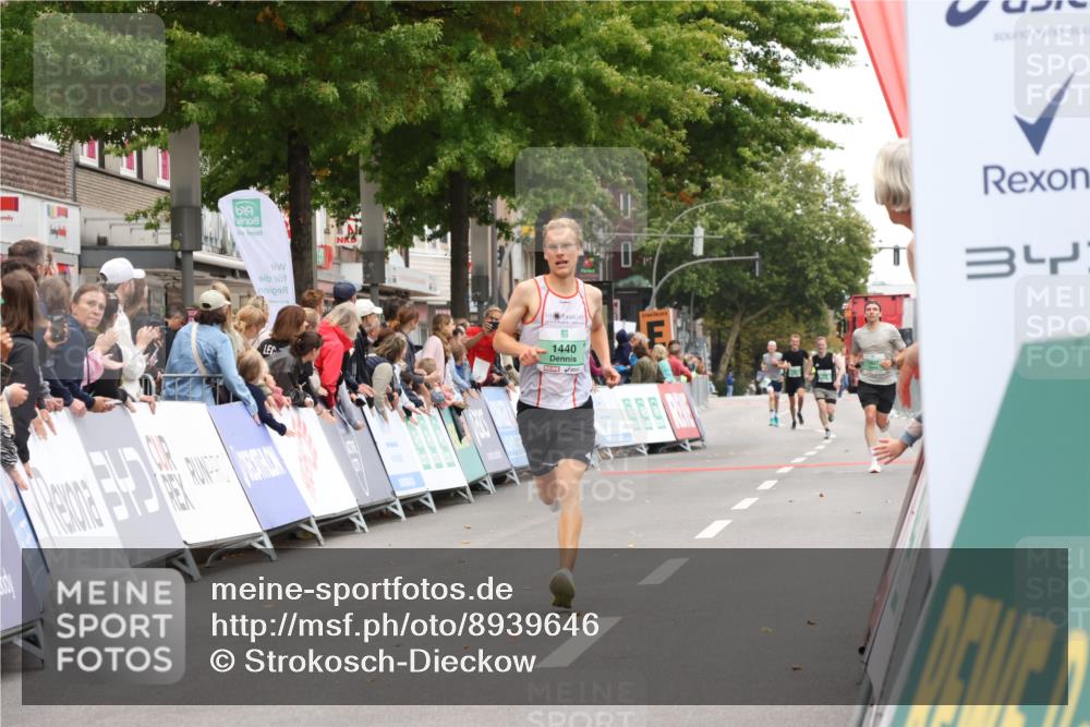 21.09.2025 - PSD Bank Halbmarathon Strokosch-Dieckow http://msf.ph/oto/8939646 21.09.2025 11:20:51 Ziel 1440, 1829 meine-sportfotos.de