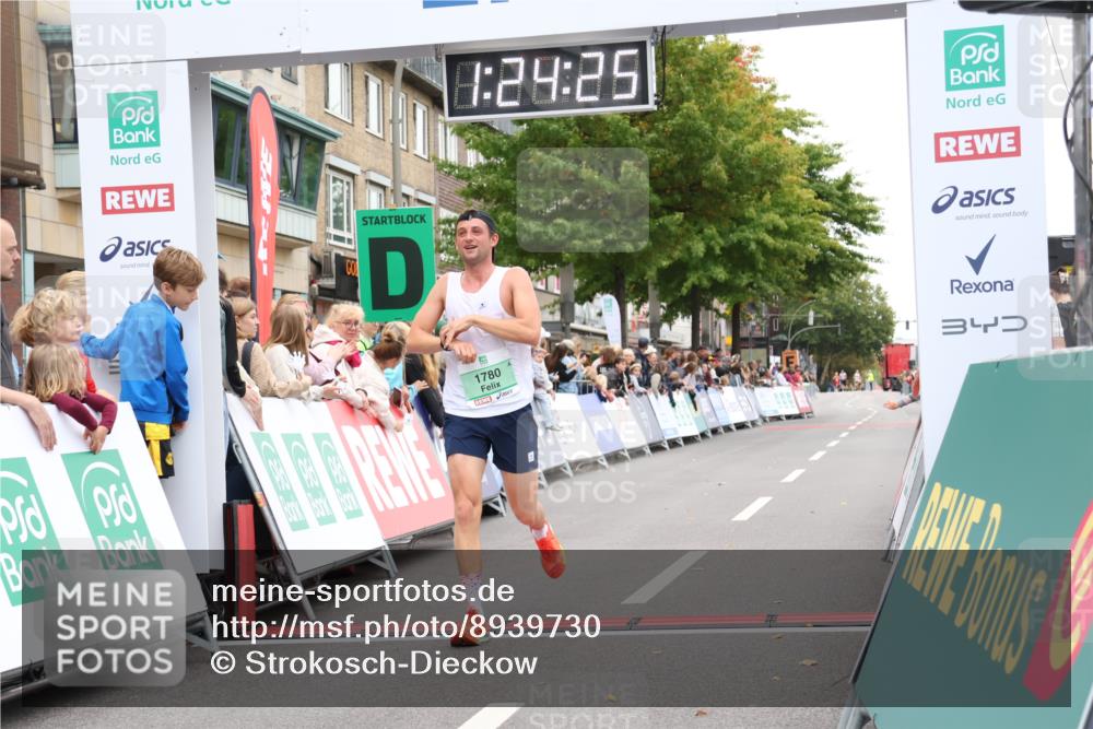 21.09.2025 - PSD Bank Halbmarathon Strokosch-Dieckow http://msf.ph/oto/8939730 21.09.2025 11:23:48 Ziel 1780 meine-sportfotos.de