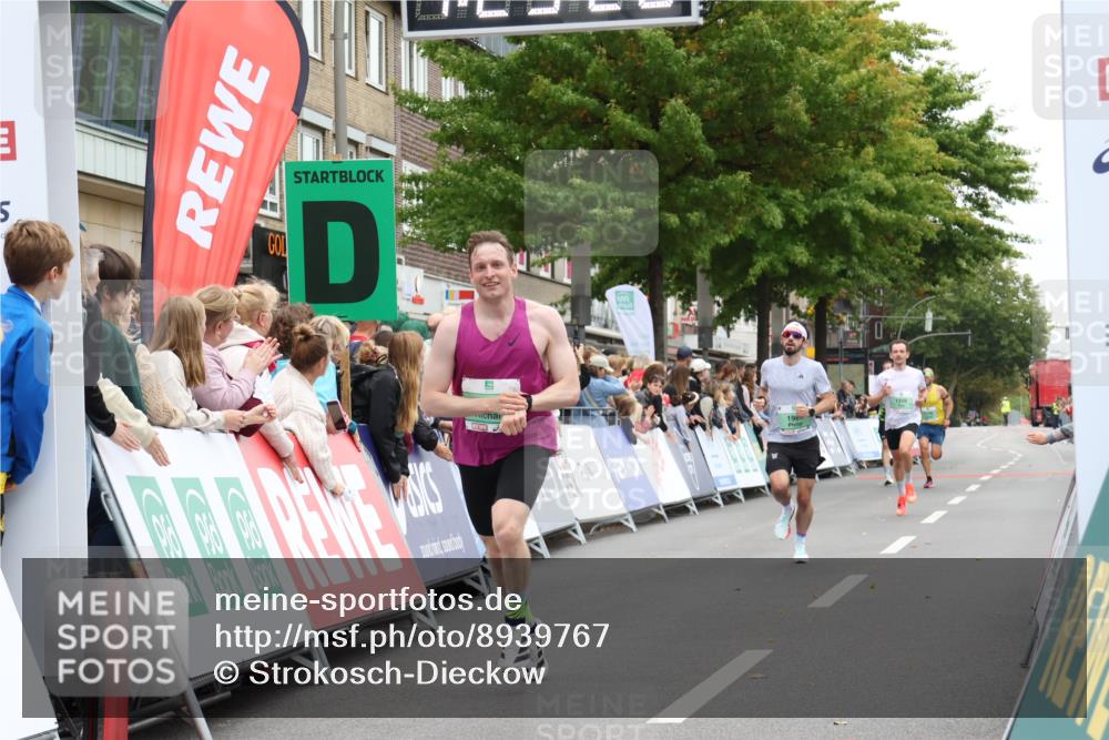 21.09.2025 - PSD Bank Halbmarathon Strokosch-Dieckow http://msf.ph/oto/8939767 21.09.2025 11:24:43 Ziel 1310, 1845, 1989, 3913, 3914 meine-sportfotos.de