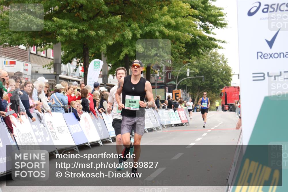 21.09.2025 - PSD Bank Halbmarathon Strokosch-Dieckow http://msf.ph/oto/8939827 21.09.2025 11:26:14 Ziel 1868, 2249 meine-sportfotos.de
