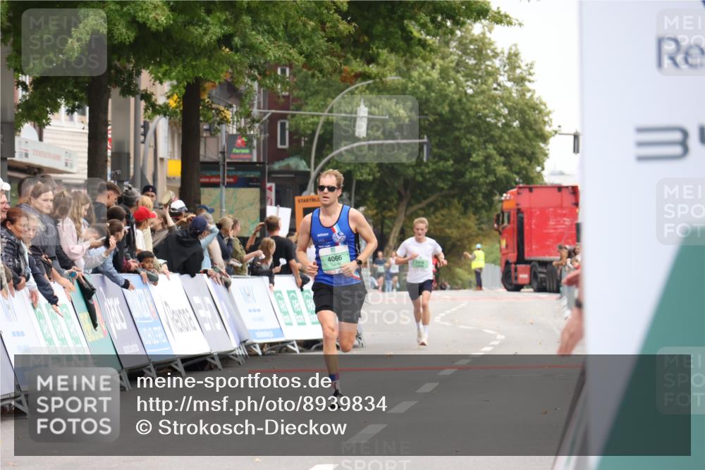 21.09.2025 - PSD Bank Halbmarathon Strokosch-Dieckow http://msf.ph/oto/8939834 21.09.2025 11:26:19 Ziel 1868, 2249 meine-sportfotos.de