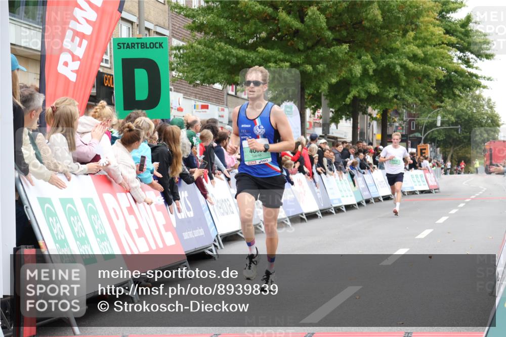 21.09.2025 - PSD Bank Halbmarathon Strokosch-Dieckow http://msf.ph/oto/8939839 21.09.2025 11:26:24 Ziel 1916, 2249, 4066 meine-sportfotos.de