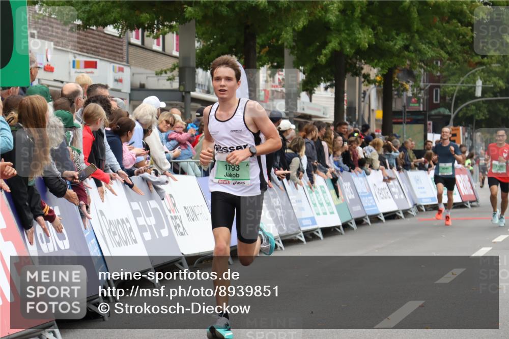 21.09.2025 - PSD Bank Halbmarathon Strokosch-Dieckow http://msf.ph/oto/8939851 21.09.2025 11:26:53 Ziel 1793 meine-sportfotos.de