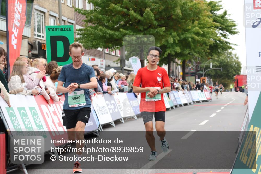 21.09.2025 - PSD Bank Halbmarathon Strokosch-Dieckow http://msf.ph/oto/8939859 21.09.2025 11:27:01 Ziel 1439, 1793, 4040 meine-sportfotos.de