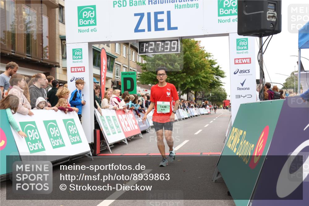 21.09.2025 - PSD Bank Halbmarathon Strokosch-Dieckow http://msf.ph/oto/8939863 21.09.2025 11:27:02 Ziel 1439, 1793, 4040 meine-sportfotos.de