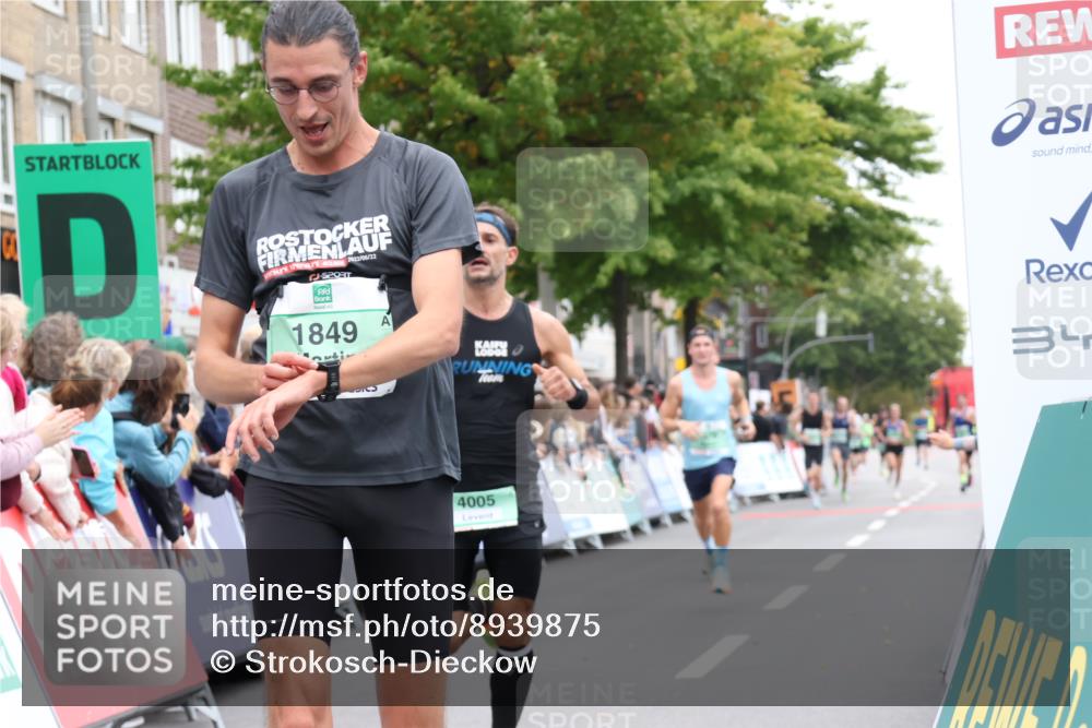 21.09.2025 - PSD Bank Halbmarathon Strokosch-Dieckow http://msf.ph/oto/8939875 21.09.2025 11:27:22 Ziel 1236, 1598, 1849, 1879, 4005 meine-sportfotos.de