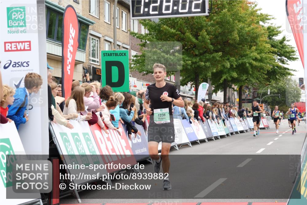 21.09.2025 - PSD Bank Halbmarathon Strokosch-Dieckow http://msf.ph/oto/8939882 21.09.2025 11:27:25 Ziel 1236, 1598, 1849, 1879, 4005 meine-sportfotos.de