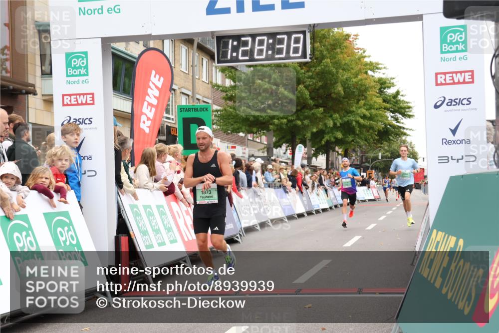 21.09.2025 - PSD Bank Halbmarathon Strokosch-Dieckow http://msf.ph/oto/8939939 21.09.2025 11:28:01 Ziel 1018, 1783, 1873, 2266 meine-sportfotos.de