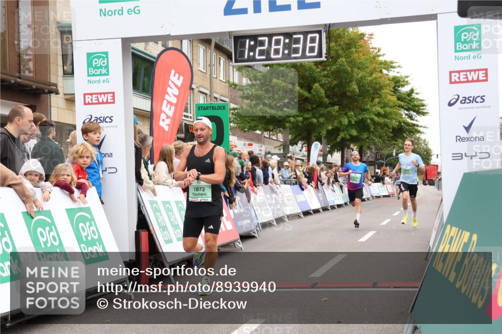 21.09.2025 - PSD Bank Halbmarathon Strokosch-Dieckow http://msf.ph/oto/8939940 21.09.2025 11:28:02 Ziel 1018, 1783, 1873, 2266 meine-sportfotos.de