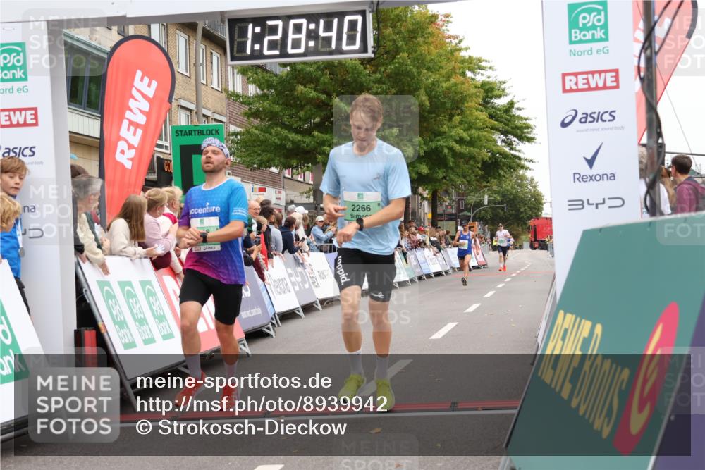 21.09.2025 - PSD Bank Halbmarathon Strokosch-Dieckow http://msf.ph/oto/8939942 21.09.2025 11:28:04 Ziel 1018, 1783, 1873, 1927, 2266 meine-sportfotos.de