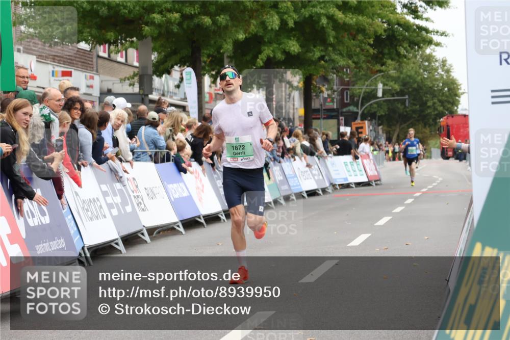 21.09.2025 - PSD Bank Halbmarathon Strokosch-Dieckow http://msf.ph/oto/8939950 21.09.2025 11:28:11 Ziel 1018, 1872, 1927, 2266 meine-sportfotos.de