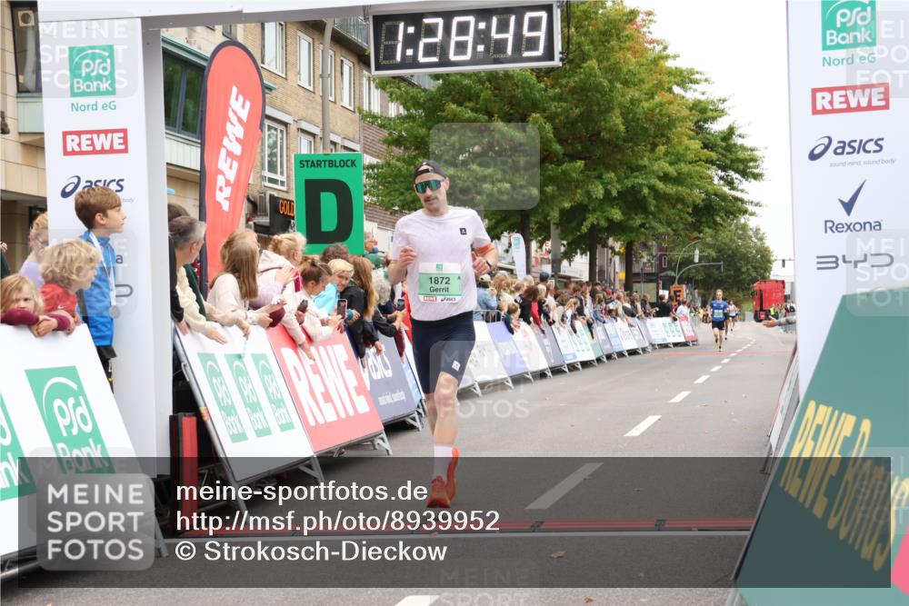 21.09.2025 - PSD Bank Halbmarathon Strokosch-Dieckow http://msf.ph/oto/8939952 21.09.2025 11:28:13 Ziel 1872, 1927 meine-sportfotos.de