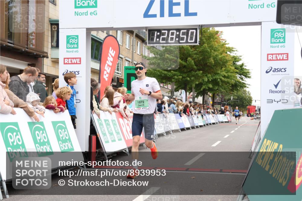 21.09.2025 - PSD Bank Halbmarathon Strokosch-Dieckow http://msf.ph/oto/8939953 21.09.2025 11:28:13 Ziel 1872, 1927 meine-sportfotos.de