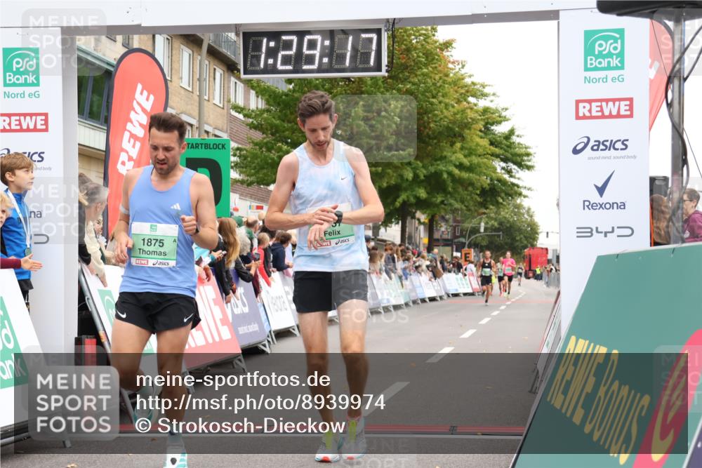 21.09.2025 - PSD Bank Halbmarathon Strokosch-Dieckow http://msf.ph/oto/8939974 21.09.2025 11:28:40 Ziel 1875, 1937 meine-sportfotos.de