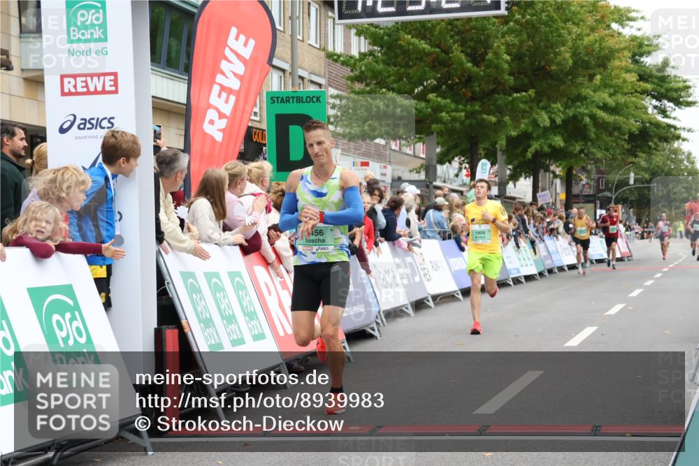 21.09.2025 - PSD Bank Halbmarathon Strokosch-Dieckow http://msf.ph/oto/8939983 21.09.2025 11:28:51 Ziel 1456, 1909, 1978, 4029 meine-sportfotos.de