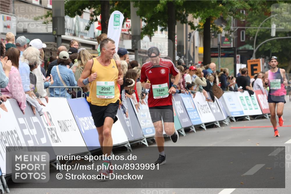 21.09.2025 - PSD Bank Halbmarathon Strokosch-Dieckow http://msf.ph/oto/8939991 21.09.2025 11:28:56 Ziel 1456, 1889, 1909, 1978, 2092, 4029 meine-sportfotos.de