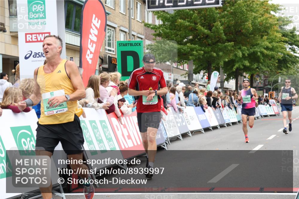 21.09.2025 - PSD Bank Halbmarathon Strokosch-Dieckow http://msf.ph/oto/8939997 21.09.2025 11:29:00 Ziel 1427, 1889, 1907, 1909, 2092 meine-sportfotos.de