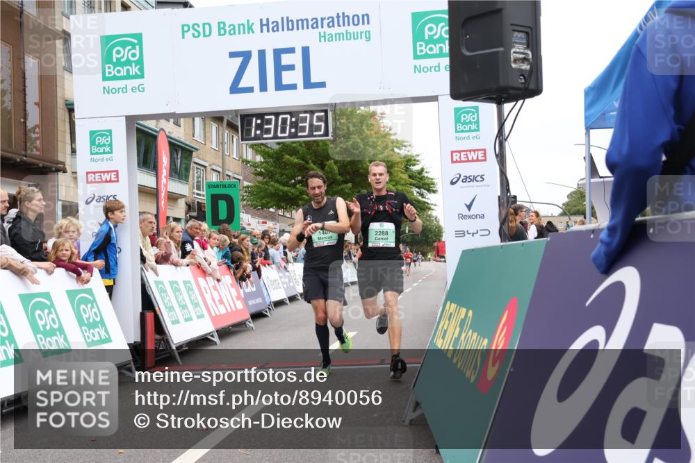 21.09.2025 - PSD Bank Halbmarathon Strokosch-Dieckow http://msf.ph/oto/8940056 21.09.2025 11:29:58 Ziel 1325, 1407, 1939, 2288 meine-sportfotos.de