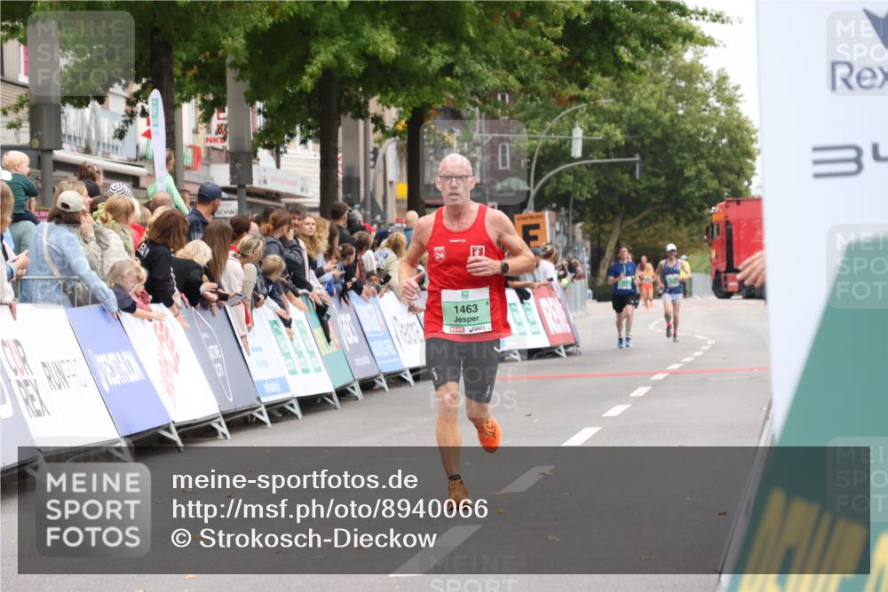 21.09.2025 - PSD Bank Halbmarathon Strokosch-Dieckow http://msf.ph/oto/8940066 21.09.2025 11:30:06 Ziel 1463, 1939, 2288 meine-sportfotos.de