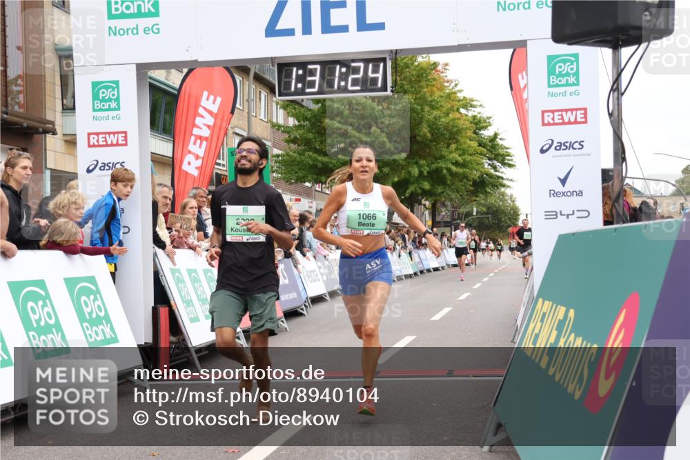 21.09.2025 - PSD Bank Halbmarathon Strokosch-Dieckow http://msf.ph/oto/8940104 21.09.2025 11:30:47 Ziel 1066, 1109, 2022 meine-sportfotos.de
