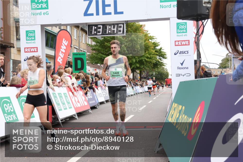 21.09.2025 - PSD Bank Halbmarathon Strokosch-Dieckow http://msf.ph/oto/8940128 21.09.2025 11:31:07 Ziel 1428, 1919, 2012 meine-sportfotos.de
