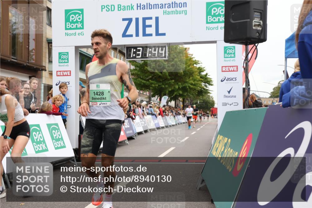 21.09.2025 - PSD Bank Halbmarathon Strokosch-Dieckow http://msf.ph/oto/8940130 21.09.2025 11:31:08 Ziel 1428, 1721, 1919, 2012 meine-sportfotos.de