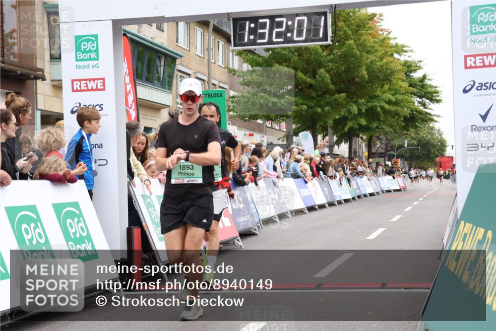 21.09.2025 - PSD Bank Halbmarathon Strokosch-Dieckow http://msf.ph/oto/8940149 21.09.2025 11:31:24 Ziel 1858, 1893, 1925 meine-sportfotos.de