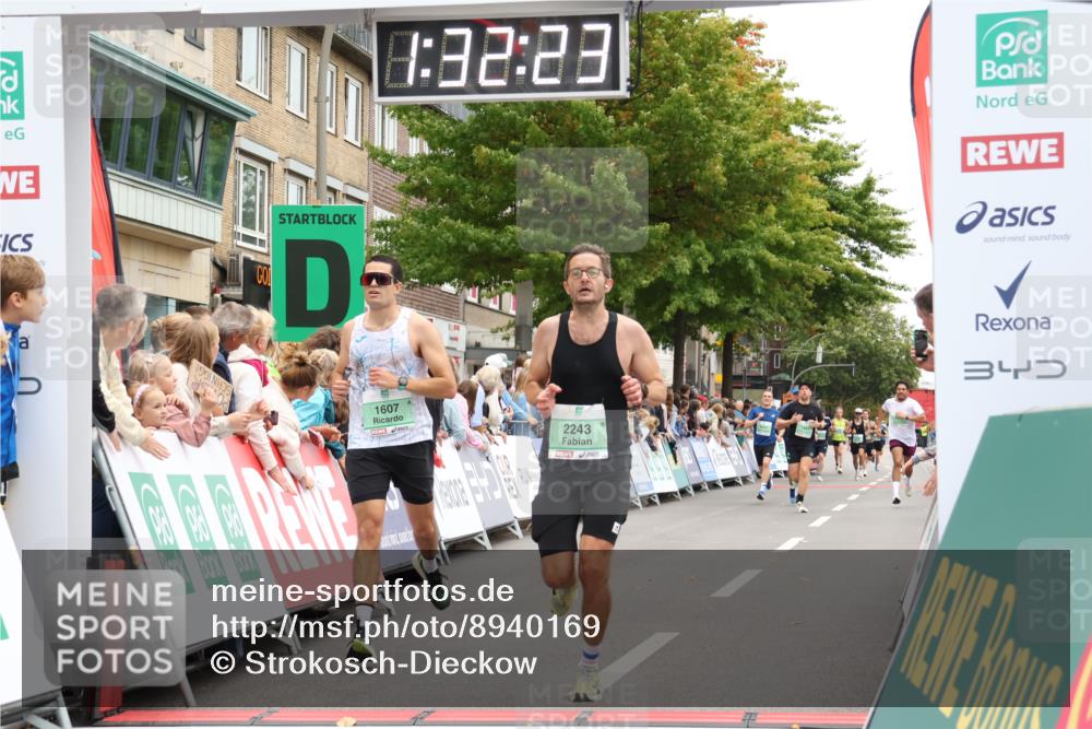 21.09.2025 - PSD Bank Halbmarathon Strokosch-Dieckow http://msf.ph/oto/8940169 21.09.2025 11:31:46 Ziel 1317, 1607, 2044, 2061, 2076, 2243 meine-sportfotos.de