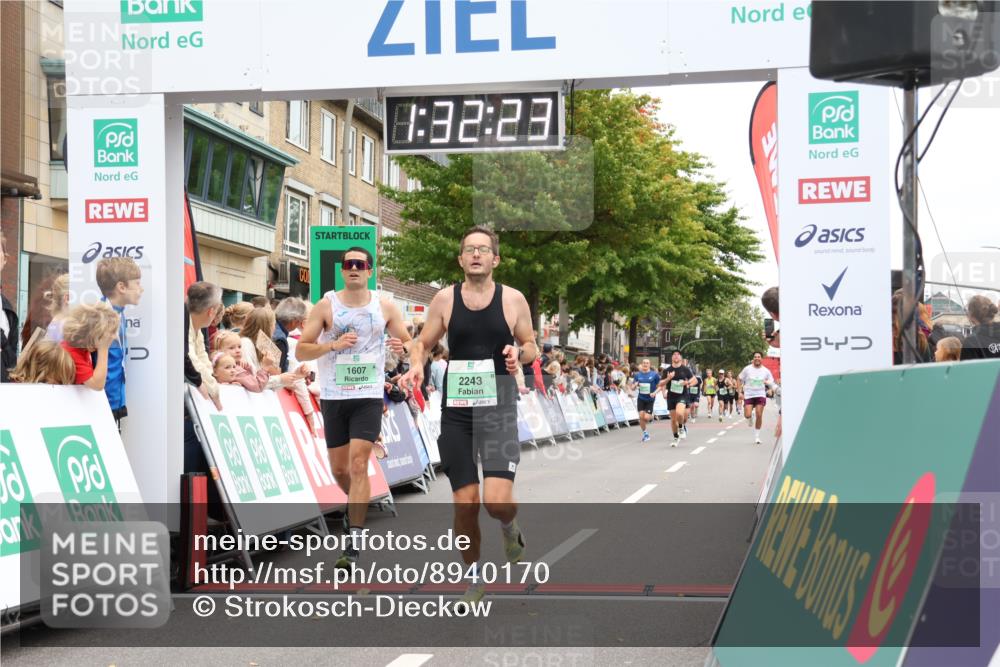 21.09.2025 - PSD Bank Halbmarathon Strokosch-Dieckow http://msf.ph/oto/8940170 21.09.2025 11:31:46 Ziel 1317, 1607, 2044, 2061, 2076, 2243 meine-sportfotos.de