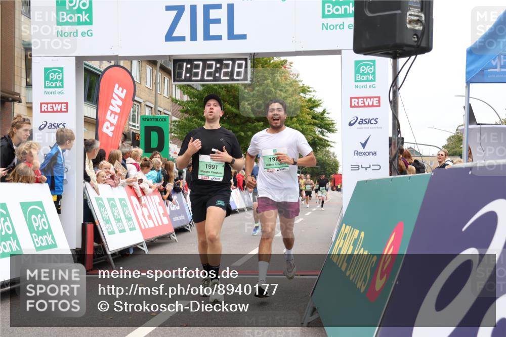 21.09.2025 - PSD Bank Halbmarathon Strokosch-Dieckow http://msf.ph/oto/8940177 21.09.2025 11:31:51 Ziel 1174, 1317, 1607, 1972, 1991, 2044, 2243 meine-sportfotos.de