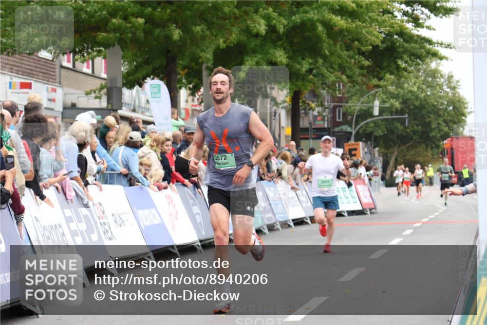 21.09.2025 - PSD Bank Halbmarathon Strokosch-Dieckow http://msf.ph/oto/8940206 21.09.2025 11:32:16 Ziel 3572 meine-sportfotos.de