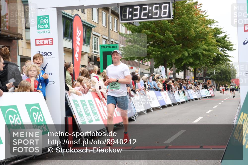 21.09.2025 - PSD Bank Halbmarathon Strokosch-Dieckow http://msf.ph/oto/8940212 21.09.2025 11:32:22 Ziel 2005, 3572 meine-sportfotos.de