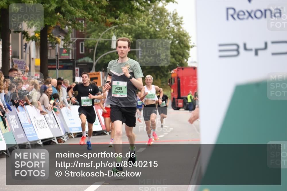21.09.2025 - PSD Bank Halbmarathon Strokosch-Dieckow http://msf.ph/oto/8940215 21.09.2025 11:32:29 Ziel 2005, 2028 meine-sportfotos.de