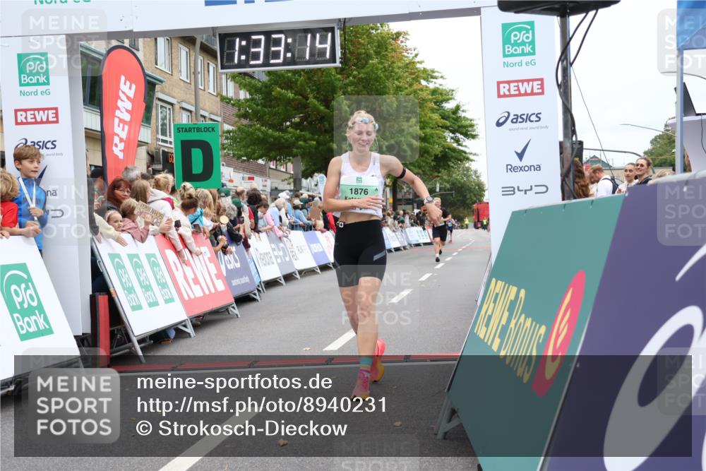 21.09.2025 - PSD Bank Halbmarathon Strokosch-Dieckow http://msf.ph/oto/8940231 21.09.2025 11:32:37 Ziel 1251, 1876, 1900, 2028, 3929 meine-sportfotos.de