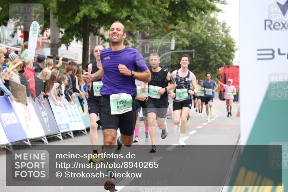 21.09.2025 - PSD Bank Halbmarathon Strokosch-Dieckow http://msf.ph/oto/8940265 21.09.2025 11:33:13 Ziel 1180, 1805, 1869, 1891, 1897, 1935, 1961 meine-sportfotos.de