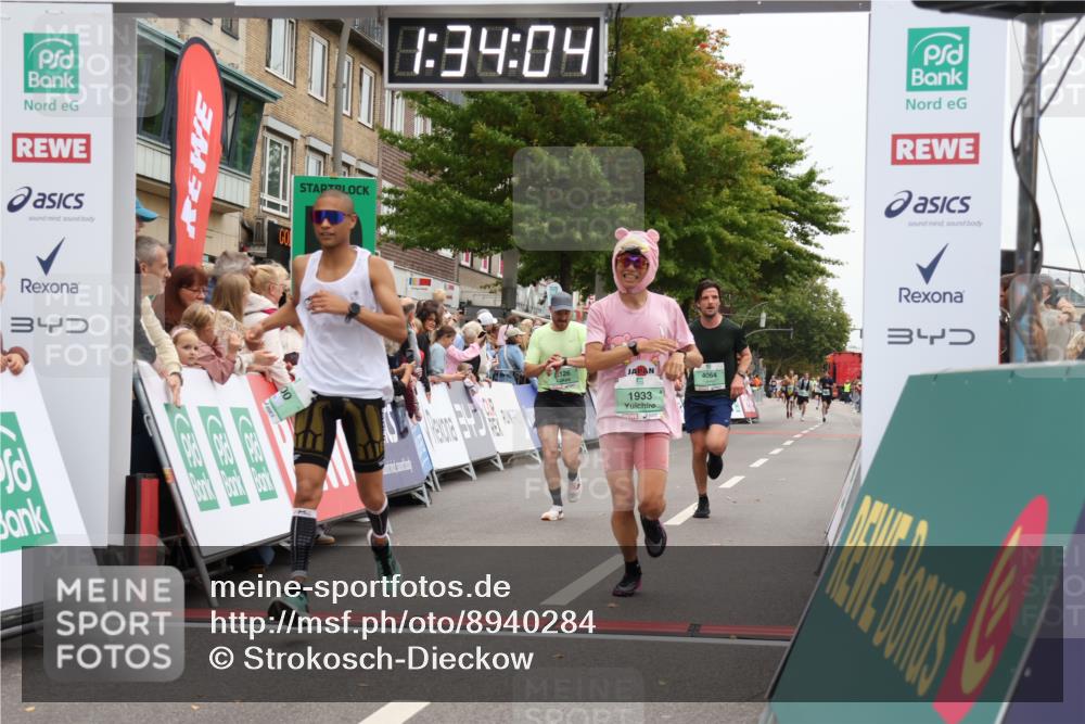 21.09.2025 - PSD Bank Halbmarathon Strokosch-Dieckow http://msf.ph/oto/8940284 21.09.2025 11:33:27 Ziel 1001, 1438, 1533, 1933, 2001, 2126, 4000, 4064 meine-sportfotos.de