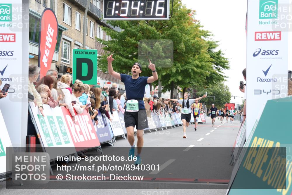 21.09.2025 - PSD Bank Halbmarathon Strokosch-Dieckow http://msf.ph/oto/8940301 21.09.2025 11:33:40 Ziel 1915, 1936 meine-sportfotos.de