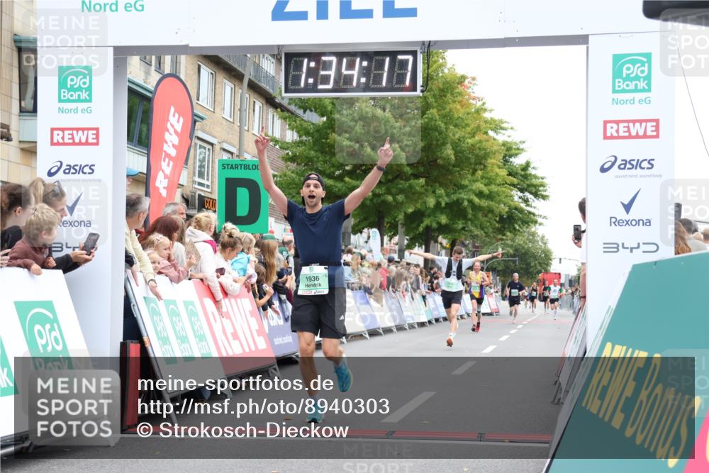 21.09.2025 - PSD Bank Halbmarathon Strokosch-Dieckow http://msf.ph/oto/8940303 21.09.2025 11:33:40 Ziel 1915, 1936 meine-sportfotos.de