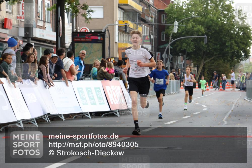 21.09.2025 - PSD Bank Halbmarathon Strokosch-Dieckow http://msf.ph/oto/8940305 21.09.2025 10:25:13 Ziel 310, 359, 378 meine-sportfotos.de