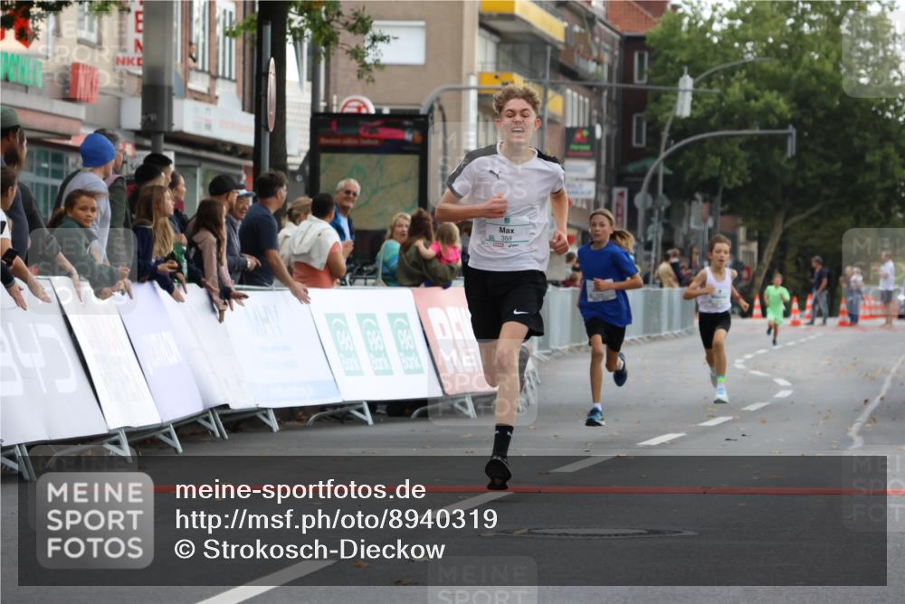 21.09.2025 - PSD Bank Halbmarathon Strokosch-Dieckow http://msf.ph/oto/8940319 21.09.2025 10:25:14 Ziel 310, 359, 378 meine-sportfotos.de