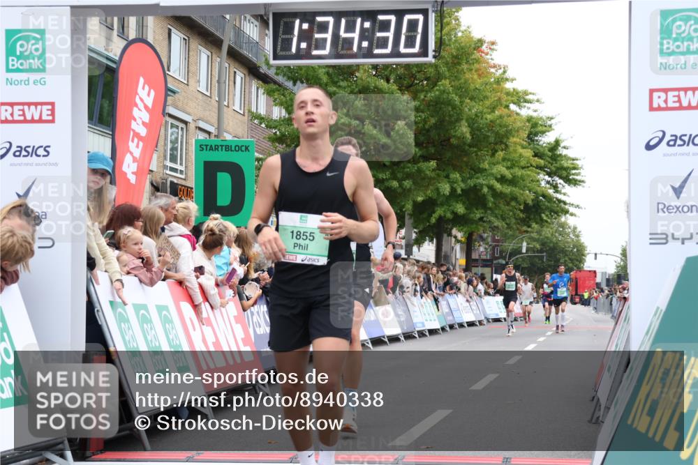 21.09.2025 - PSD Bank Halbmarathon Strokosch-Dieckow http://msf.ph/oto/8940338 21.09.2025 11:33:53 Ziel 1577, 1855, 1990, 2014, 2068 meine-sportfotos.de