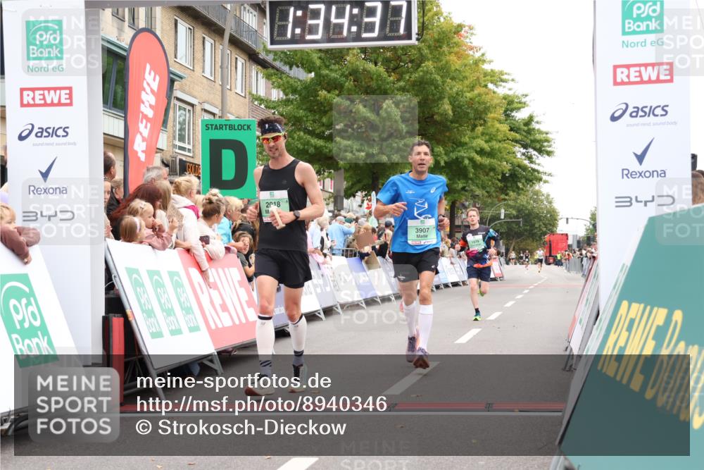 21.09.2025 - PSD Bank Halbmarathon Strokosch-Dieckow http://msf.ph/oto/8940346 21.09.2025 11:34:00 Ziel 1855, 1979, 2014, 2018, 2082, 3907 meine-sportfotos.de