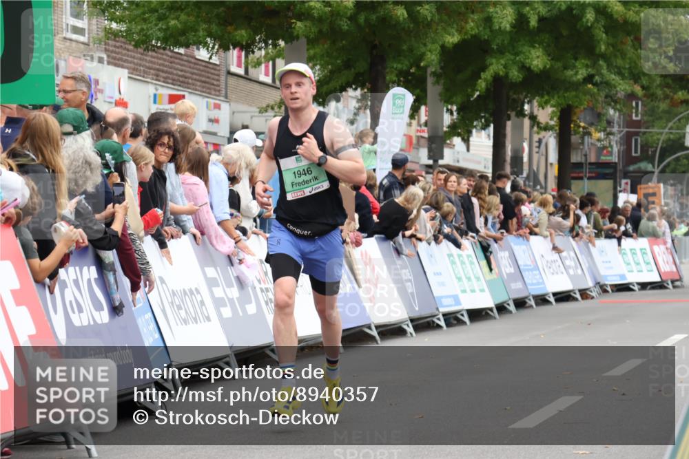 21.09.2025 - PSD Bank Halbmarathon Strokosch-Dieckow http://msf.ph/oto/8940357 21.09.2025 11:34:06 Ziel 1946, 1979, 2018, 2082, 3907 meine-sportfotos.de