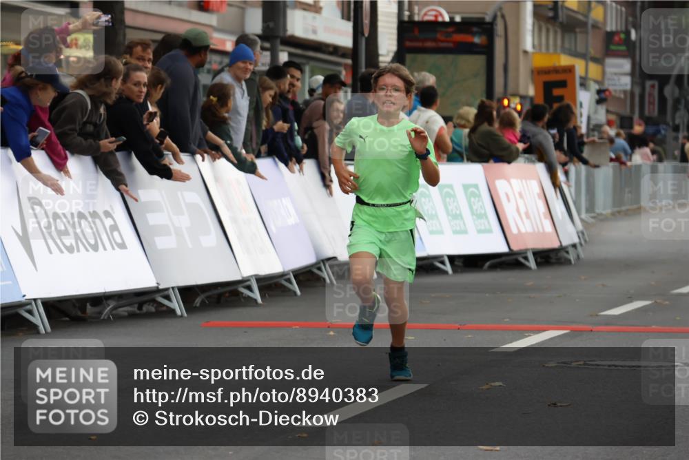 21.09.2025 - PSD Bank Halbmarathon Strokosch-Dieckow http://msf.ph/oto/8940383 21.09.2025 10:25:30 Ziel 206, 268 meine-sportfotos.de