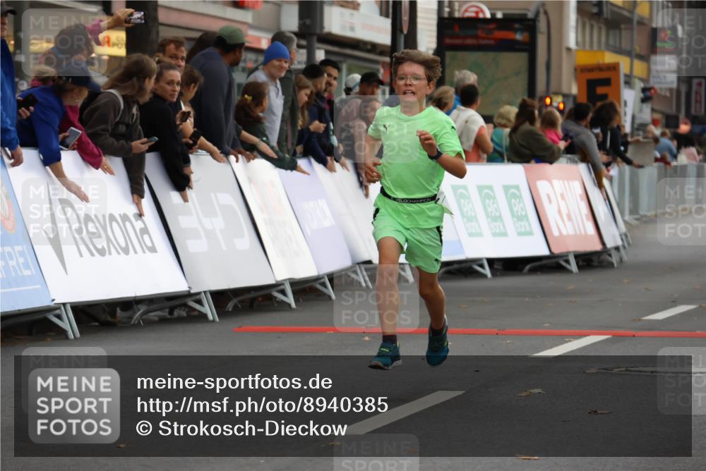 21.09.2025 - PSD Bank Halbmarathon Strokosch-Dieckow http://msf.ph/oto/8940385 21.09.2025 10:25:30 Ziel 206, 268 meine-sportfotos.de