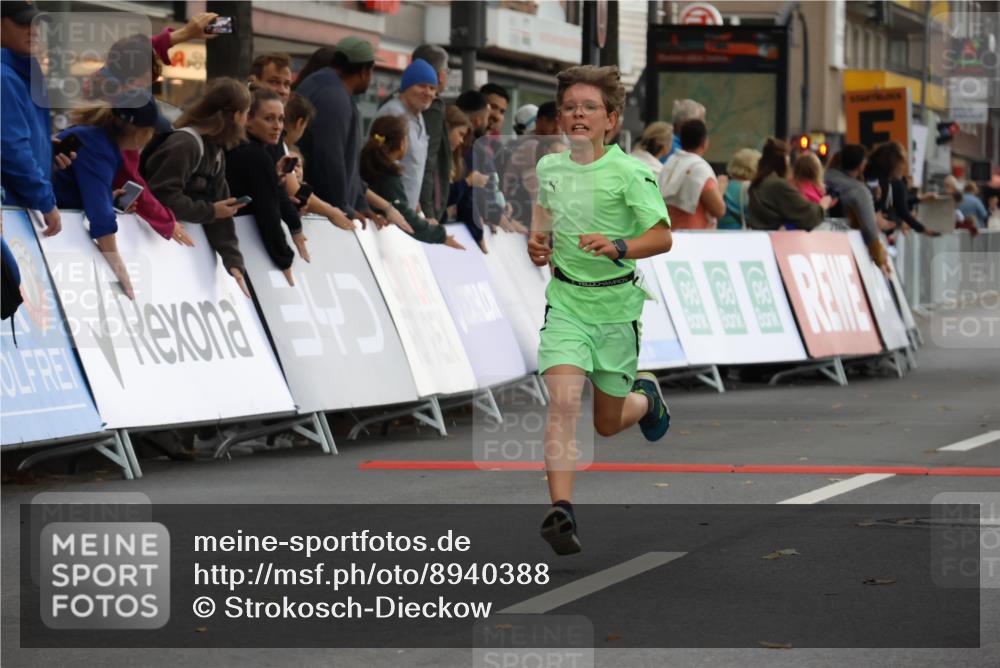 21.09.2025 - PSD Bank Halbmarathon Strokosch-Dieckow http://msf.ph/oto/8940388 21.09.2025 10:25:30 Ziel 206, 268 meine-sportfotos.de