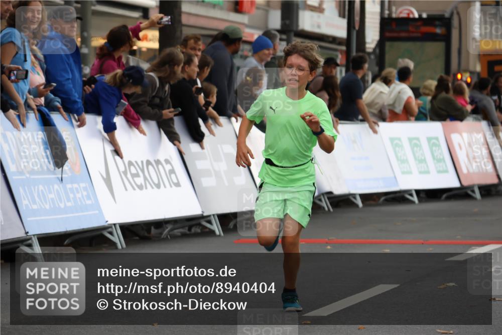 21.09.2025 - PSD Bank Halbmarathon Strokosch-Dieckow http://msf.ph/oto/8940404 21.09.2025 10:25:30 Ziel 206, 268 meine-sportfotos.de