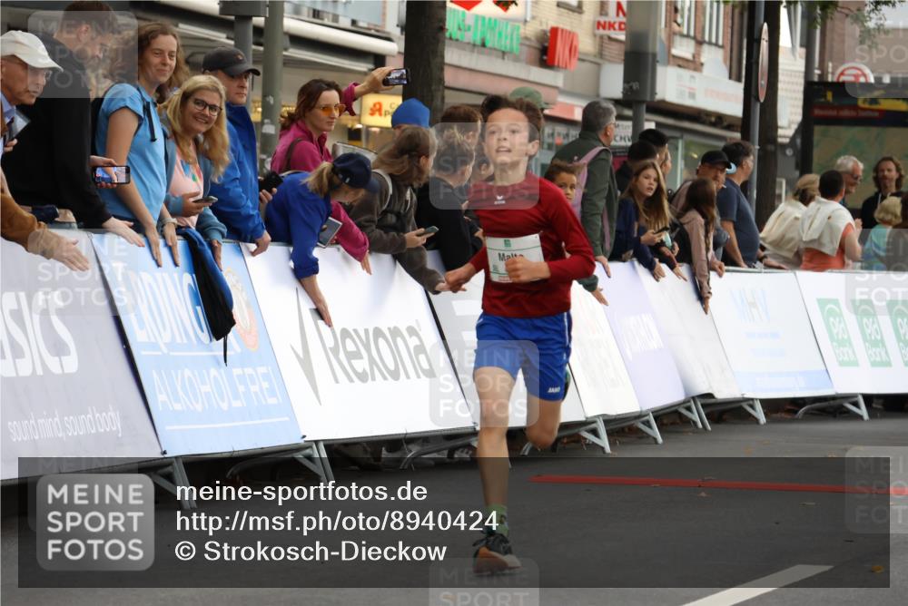 21.09.2025 - PSD Bank Halbmarathon Strokosch-Dieckow http://msf.ph/oto/8940424 21.09.2025 10:25:36 Ziel 206, 268 meine-sportfotos.de